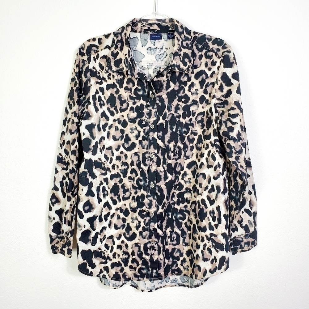 WESTBOUND ANIMAL PRINT BUTTON FRONT BLOUSE